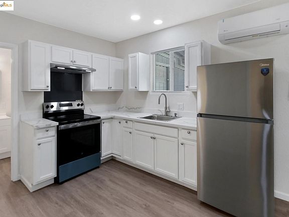 5th image of 1606 Viera Ave #B