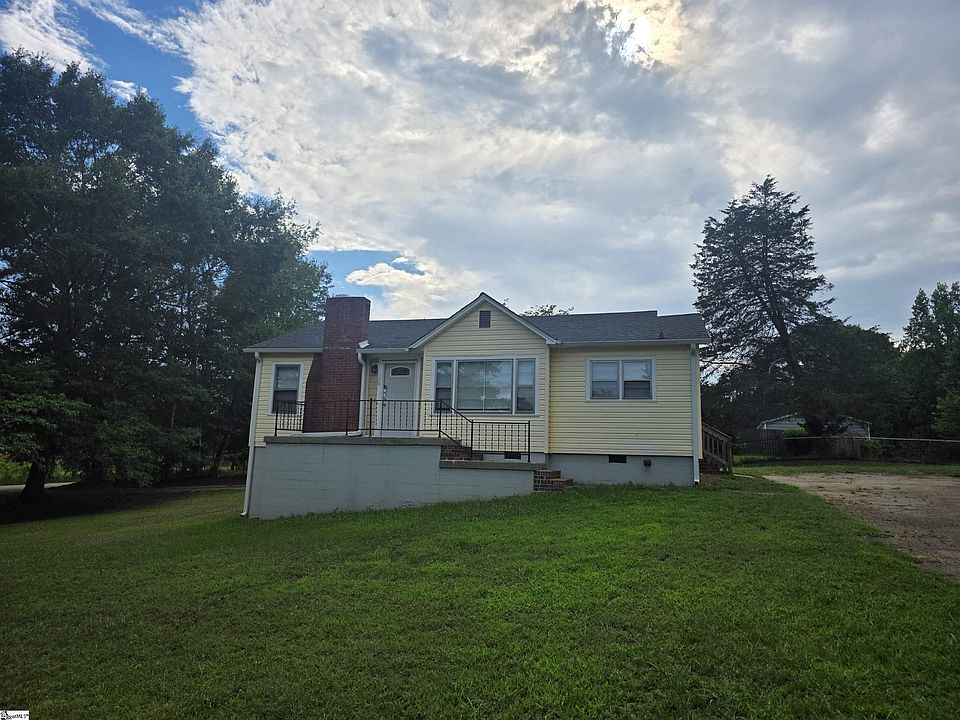 1st image of 170 Carol Dr