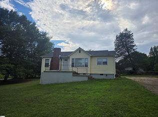 170 Carol Dr, Spartanburg, SC 29307