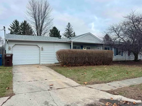 1052 N Lincoln St, Peru, IN 46970