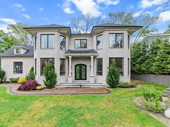 19 Boulder Rd, Newton, MA 02459