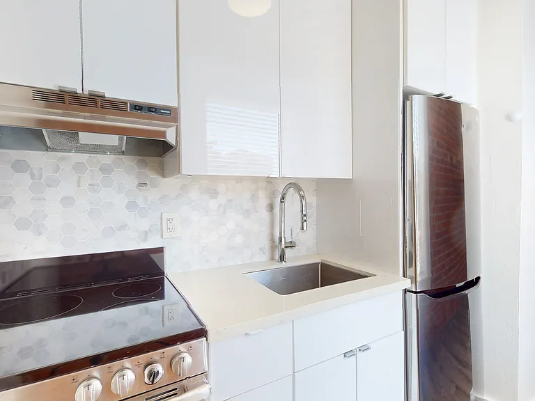 145 Fell St #307 — Photo 7