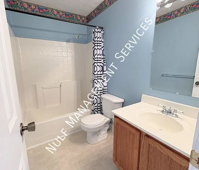 106 Bruton Dr — Photo 9
