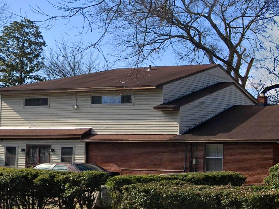 1st image of 1523 S Pkwy E