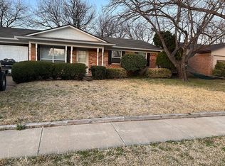 6121 Estill Dr, Watauga, TX 76148