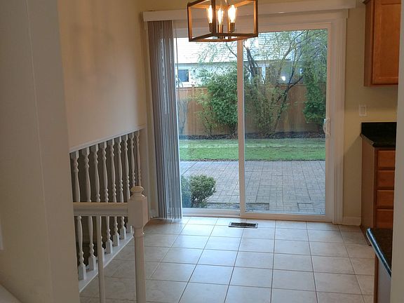 3rd image of 8 Montebello Dr