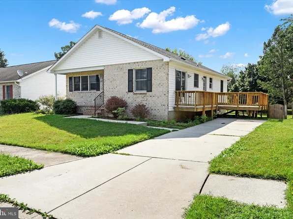 38 James St, Westminster, MD 21157