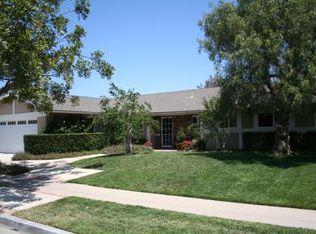 2748 Mendoza Dr, Costa Mesa, CA 92626