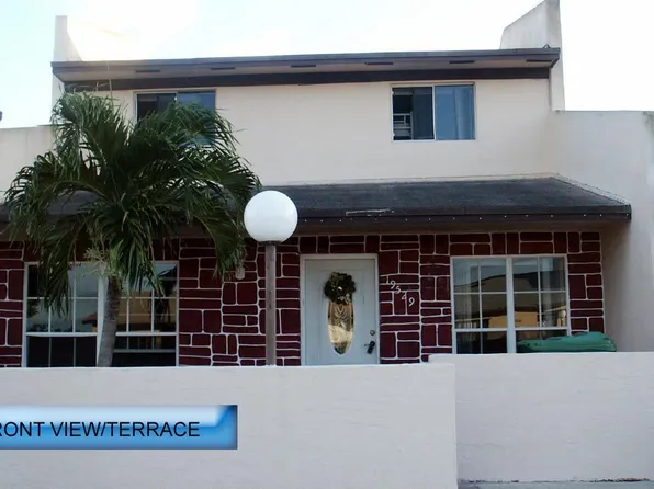 19529 NW 55 Circle Pl, Opa Locka, FL 33055