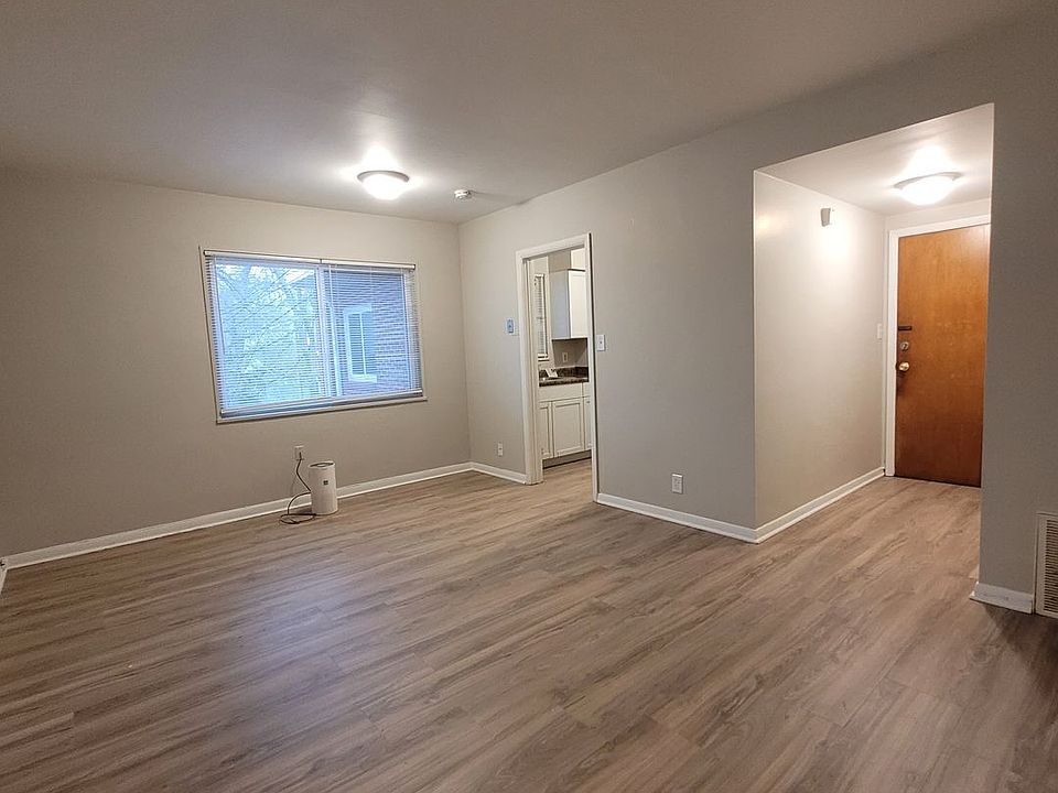 1st image of 1433 SW Lincoln St APT 25