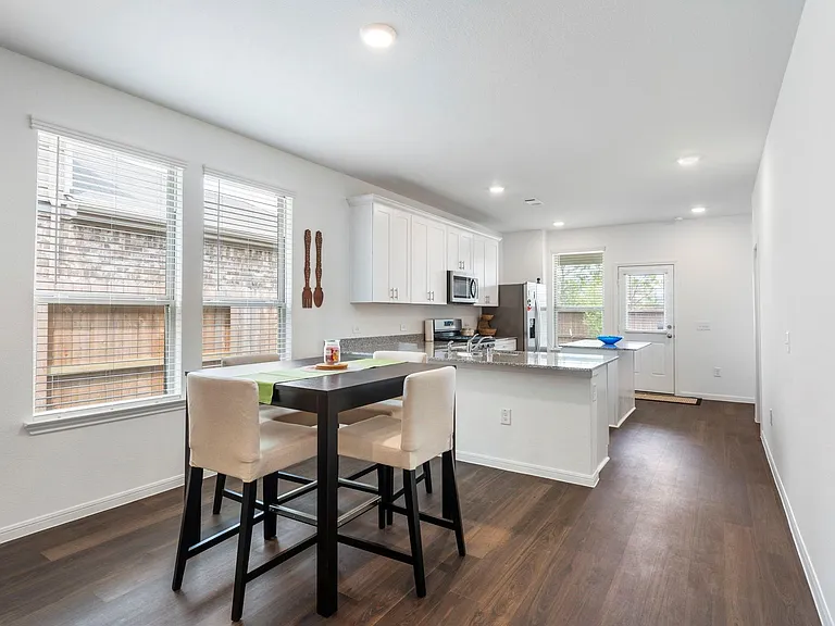 14483 Cedar Ledge Ln — Photo 7