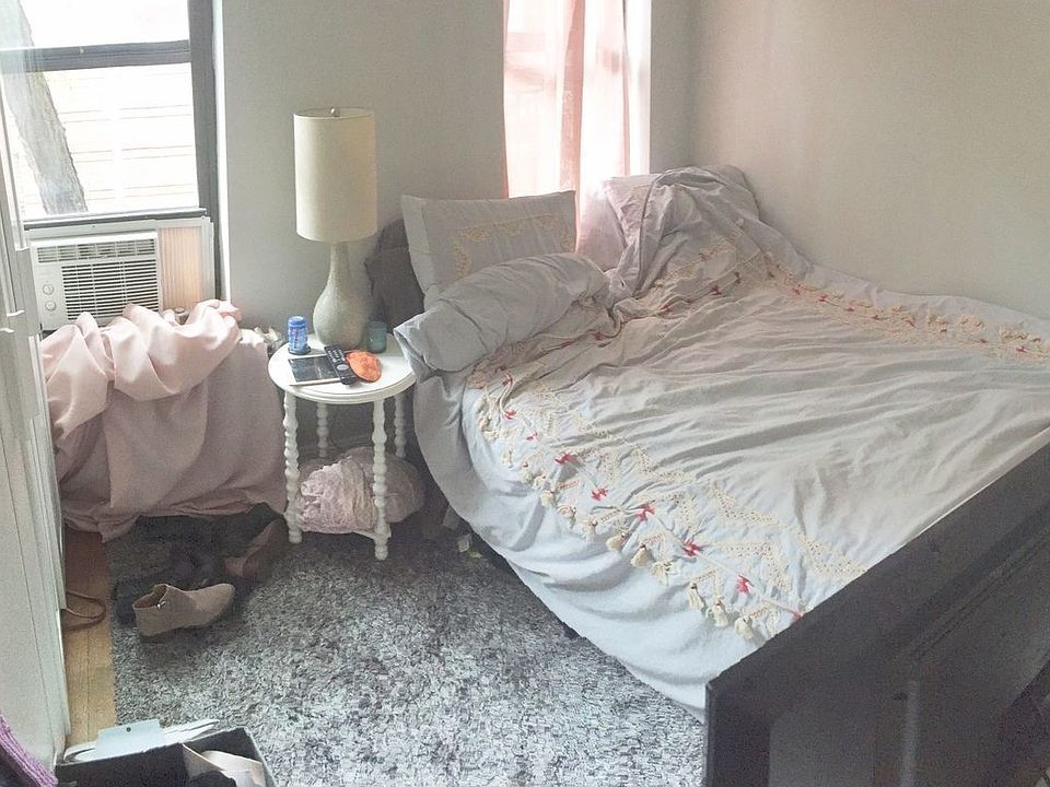 2nd image of 128 Thompson St #108