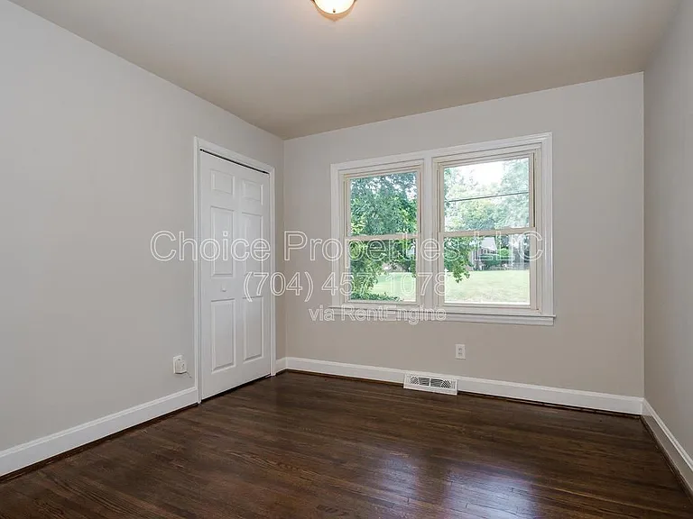 6827 Woodstream Dr — Photo 11