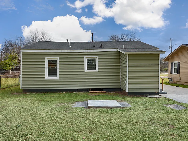 2914 Battle Dr NW — Photo 21