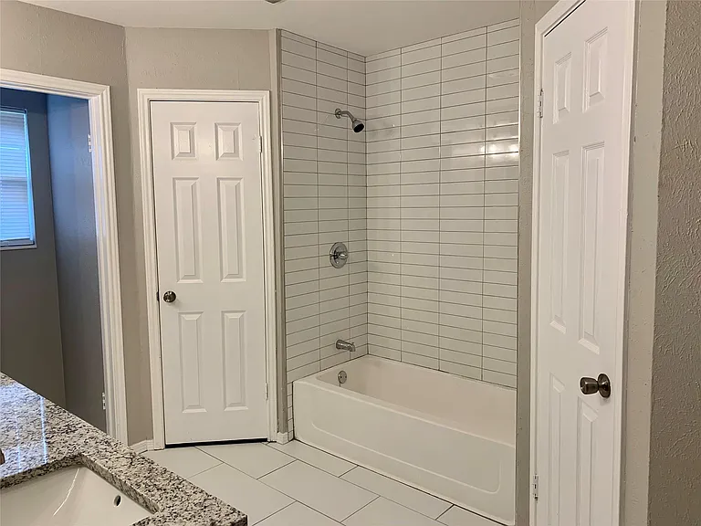 1604 Middleway Rd — Photo 9