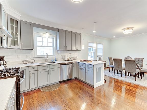 3rd image of 72 Main St