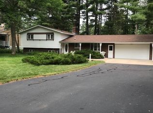 447 Greenwood Dr, Wisconsin Rapids, WI 54494