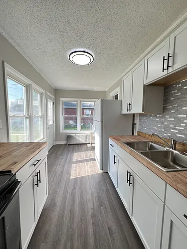 Floor plan 1008/1010 Rhomberg Avenue - 1/2