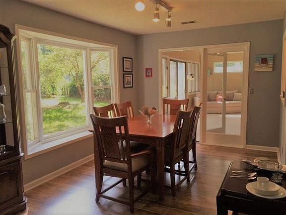 5th image of 235 Twinspur Ct