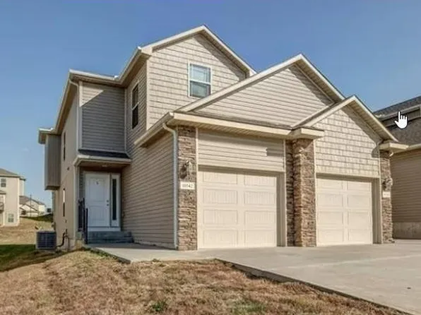10542 Clubhouse Dr, Kansas City, KS 66109