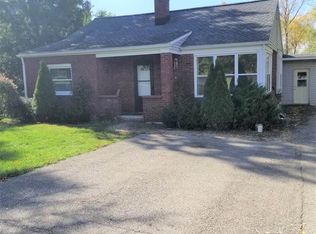 3646 Hoyer Rd, Jackson, MI 49201