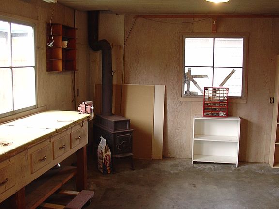 SHOP W/ WOOD STOVE