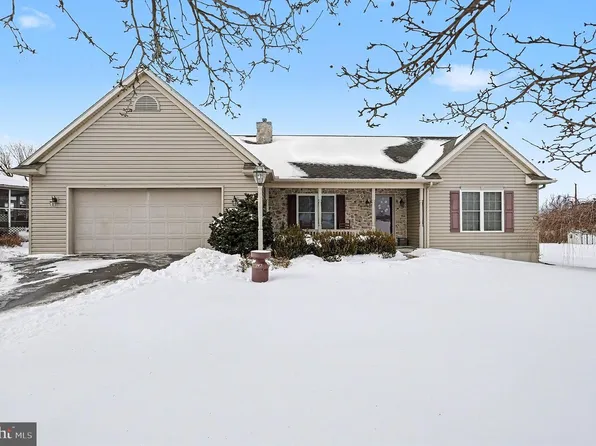 1387 Sheep Hill Rd, East Earl, PA 17519