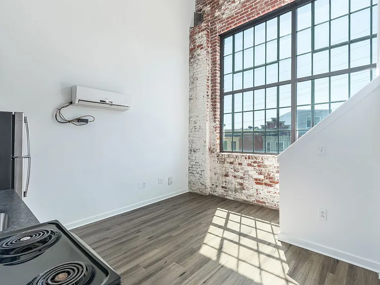 3003 Glenwood — Photo 174