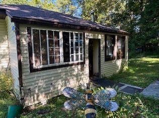 445 Creek Rd, Pleasant Valley, NY 12569