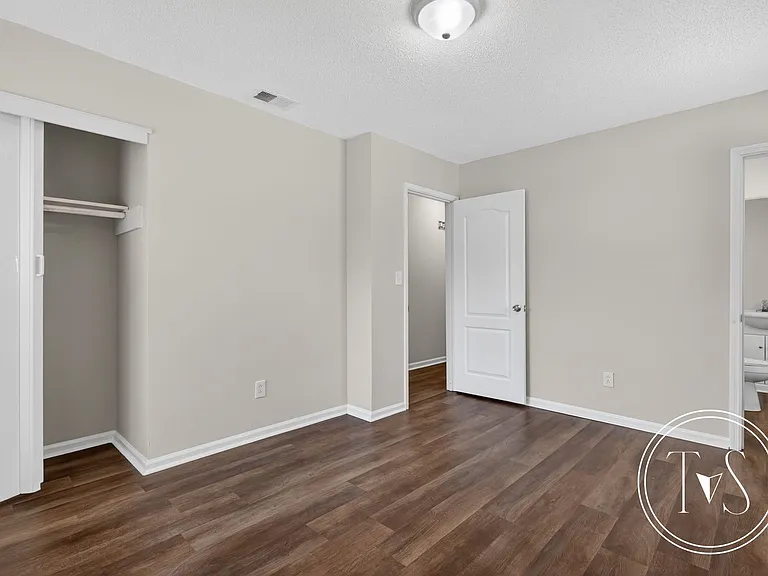 113 Elm St — Photo 26