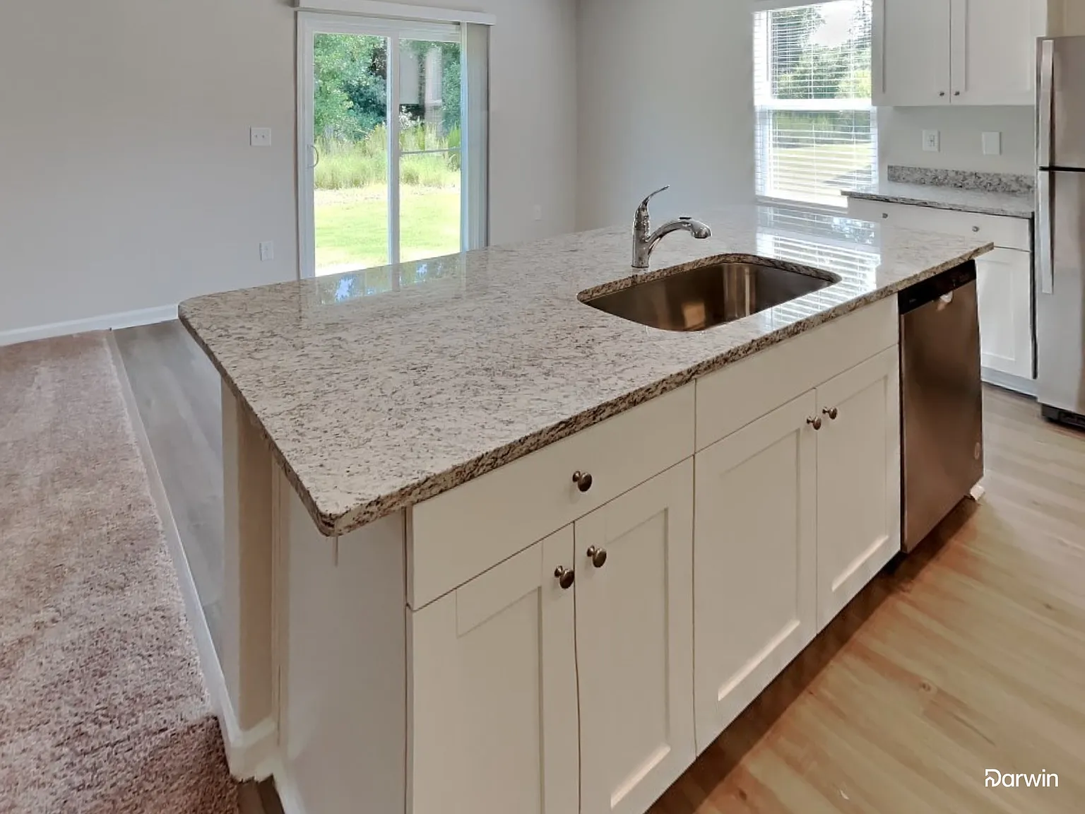 4 bed, 2.5 bath, 1800 sqft, $1,890 — Photo 2