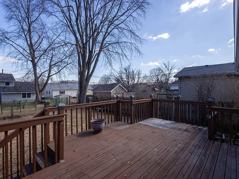 2318 Pinehurst St — Photo 29