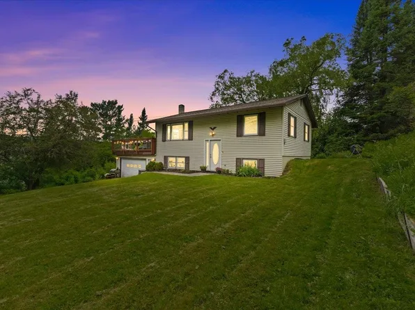 30 Moonlight Drive, Barre Town, VT 05641