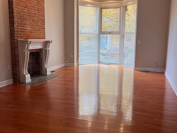 5th image of 414 Franklin St APT 1