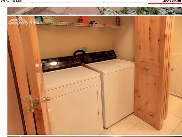 Laundry Closet with included Washer and Dryer