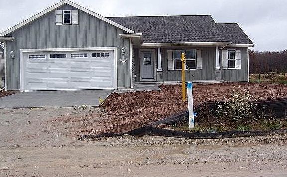 3rd image of 1441 Plains Ave