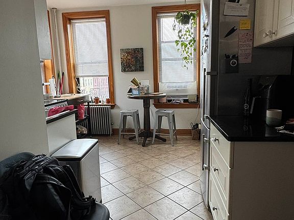 4th image of 970 Manhattan Ave APT 3L