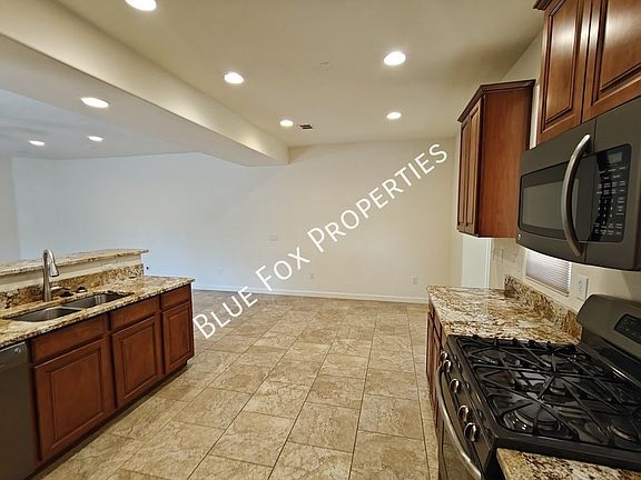 4th image of 12812 N Camino Vieja Rancheria