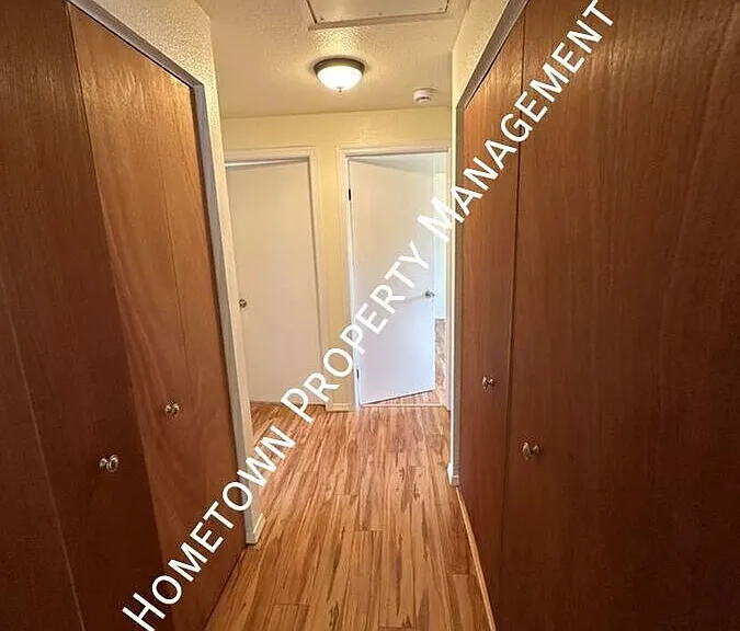 717 Lucerne Ln SE — Photo 8