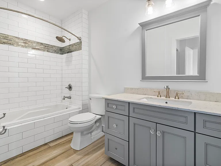 410 Evernia St #807 — Photo 20