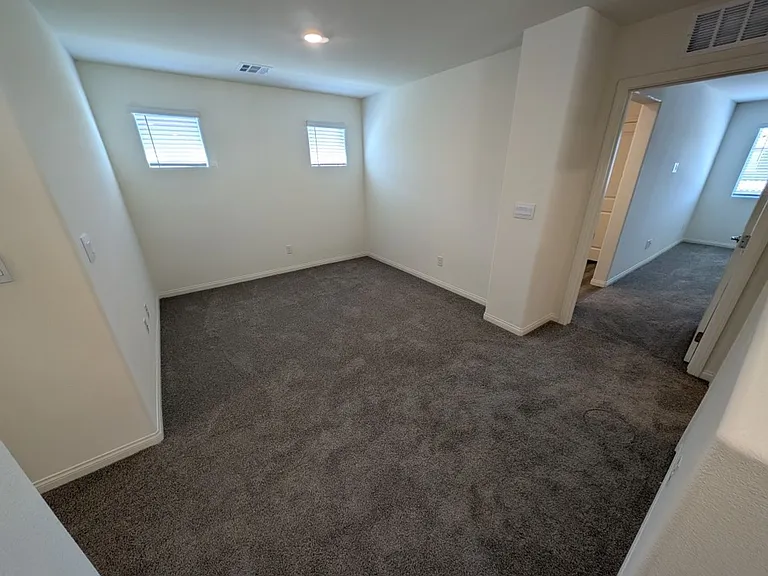 5658 Mesa Sedona St — Photo 12
