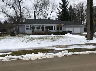 306 Michelson Rd, Rochester Hills, MI 48307