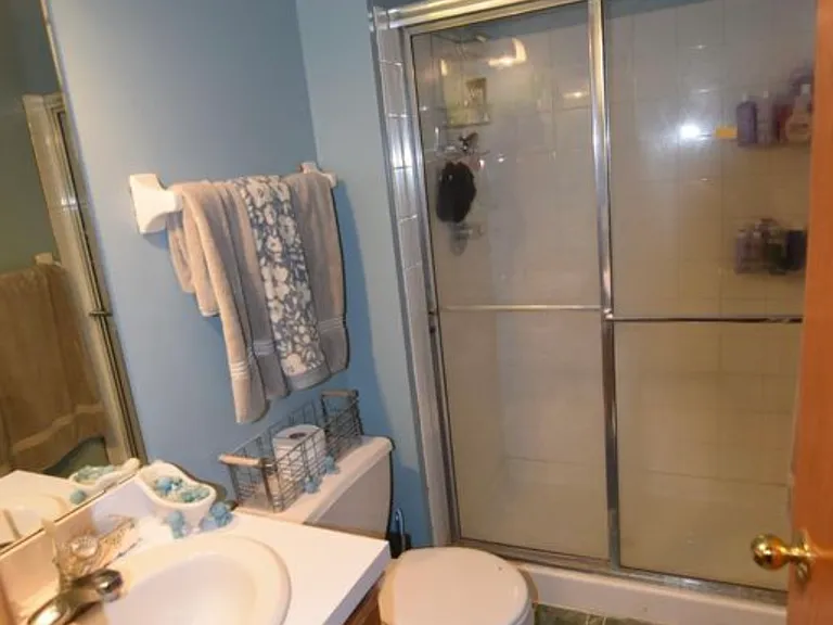 5756 Woodbridge Dr — Photo 17