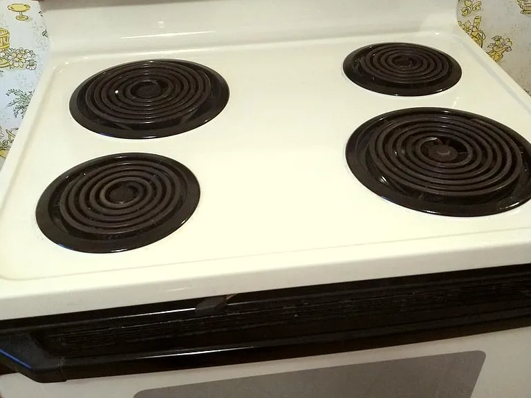150 6th St #3 — Photo 4