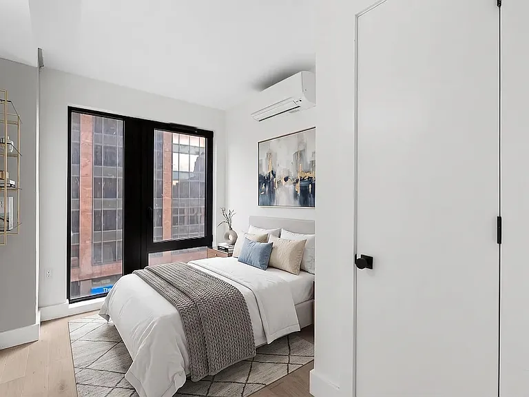 60 W 125th St #1608B — Photo 1