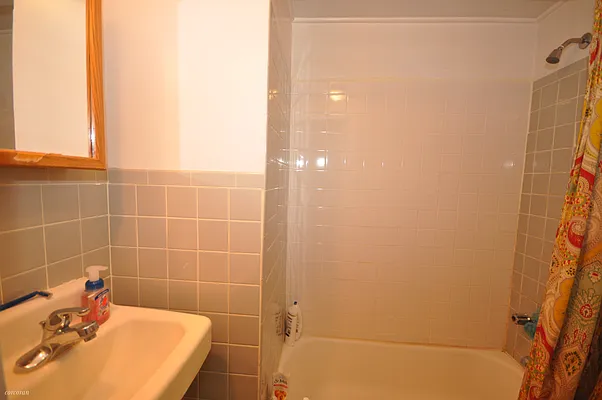 Rented by Corcoran | media 9