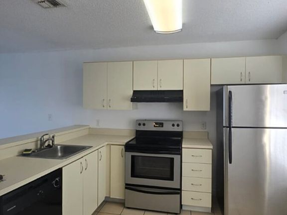 5th image of 2520 Woodgate Blvd APT 203