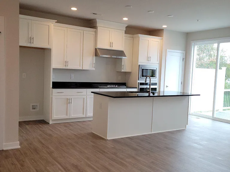 821 Bayberry Ct #821 — Photo 21