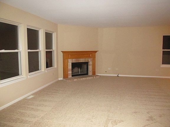 4th image of 620 Winston Dr