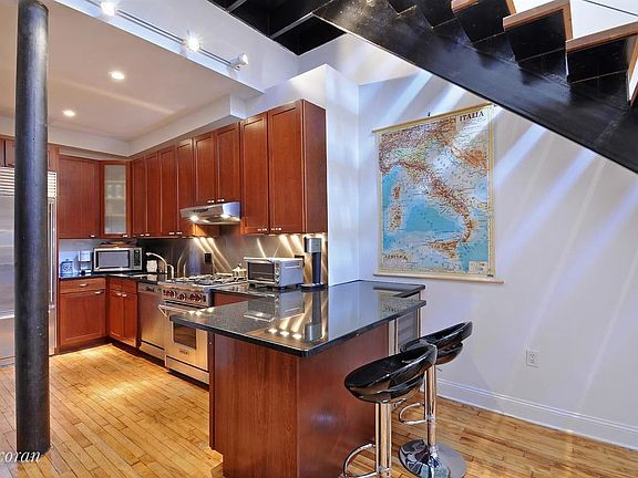 3rd image of 138 Broadway #B